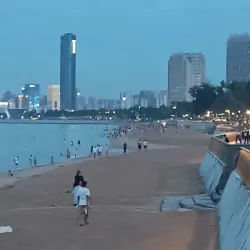Holiday Beach - Haikou