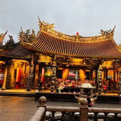 Longshan Temple - Jintan