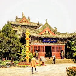 Dragon and Phoenix Pavilion - Kaifeng
