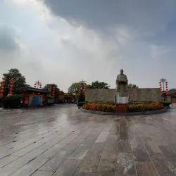 Qingming Riverside Landscape Garden - Kaifeng