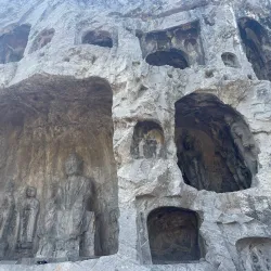Longmen Grottoes - Luoyang