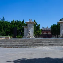 Luoyang Ancient Tombs Museum - Luoyang