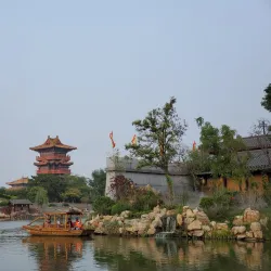 Qingming Riverside Landscape Garden - Luoyang