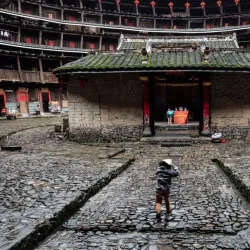 Hakka Round House (Tulou) Experience Center - Meizhou