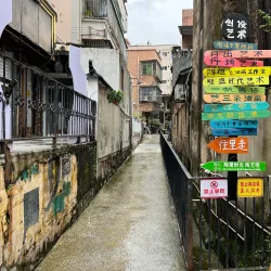 Dafen Oil Painting Village - Shenzhen