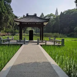 Longzhong Scenic Area - Xiangyang