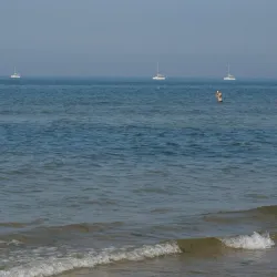 Yantai Sea Bathing Beach - Yantai