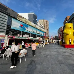 Erqi Memorial Tower - Zhengzhou