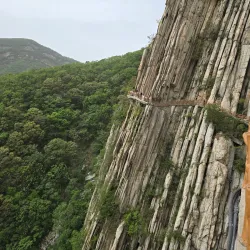 Songshan Mountain - Zhengzhou