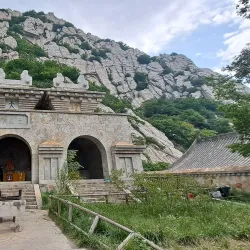 Songshan Mountain - Zhengzhou