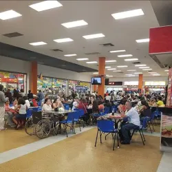 Centro Comercial Puerta del Norte - Bello