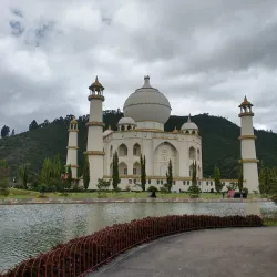 Parque Jaime Duque - Chía