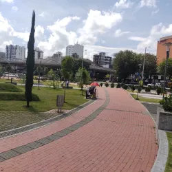 Parque La Paz - Dos Quebradas