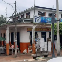 Plaza de Mercado La Estación - Florencia