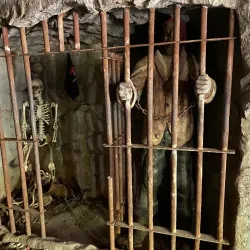 Morgan's Cave - San Andres