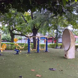 Parque Central de Ciudad Colón - Ciudad Colon