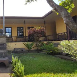 Parque Central de Ciudad Colón - Ciudad Colon