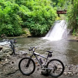 Río Tiribí - Ciudad Colon