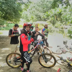 Sendero de la Catarata - Ciudad Colon