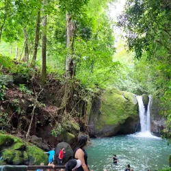 Catarata El Pavón - Esparza