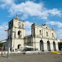 Heredia Cathedral (Catedral de Heredia) - Heredia