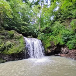 El Salto Waterfall - Perez Zeledon