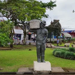 Puriscal Central Park and Church - Puriscal