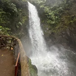 La Paz Waterfall Gardens - San Luis