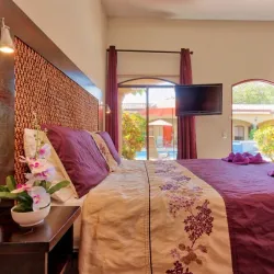 Las Brisas Hot Springs - San Vito