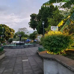 Parque Central de Tibás - Tibas