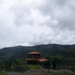 La Suiza Waterfall - Turrialba