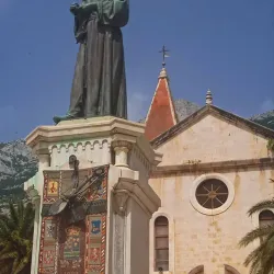 Kacic Square - Makarska