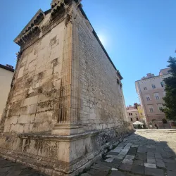 Temple of Augustus - Pula
