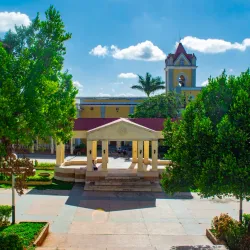 Iglesia Parroquial de Artemisa - Artemisa
