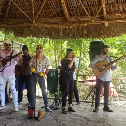 Local Farms and Agricultural Tours - La Lima