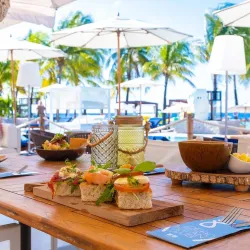 Mambo Beach Boulevard - Jan Thiel