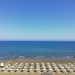 Mackenzie Beach - Livadia