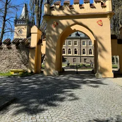 Zruč nad Sázavou Castle - Benesov
