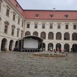 Holesov Castle - Holesov