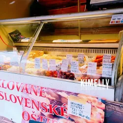 Local Farmers' Market - Kunratice