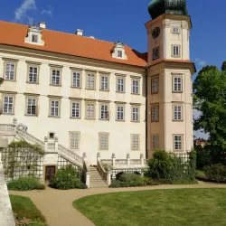 Mníšek pod Brdy Town Square - Mníšek pod Brdy