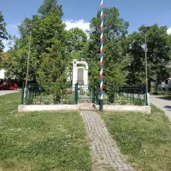 Roztoky Town Square - Roztoky