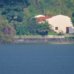 Goma War Memorial - Goma