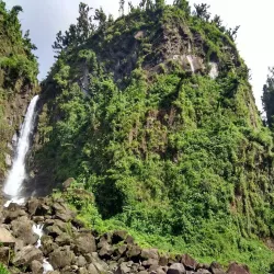 Trafalgar Falls - Bense