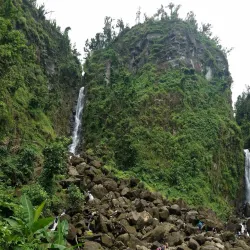 Trafalgar Falls - Fond St. Jean