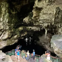Parque Nacional Los Tres Ojos - San Cristobal