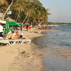 Playa Boca Chica - Santo Domingo Este