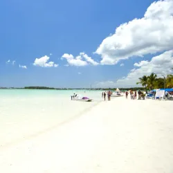 Playa Boca Chica - Santo Domingo Este