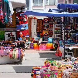 Plaza de Ponchos - Cotacachi