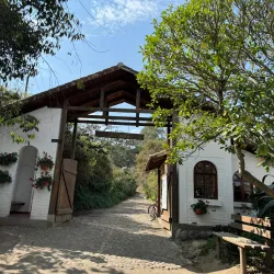 Cumbayá Valley Hiking Trails - Cumbaya